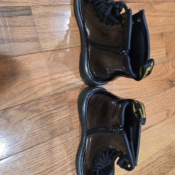 Dr.martins,Black Patent Leather Boots - Picture 7 of 8